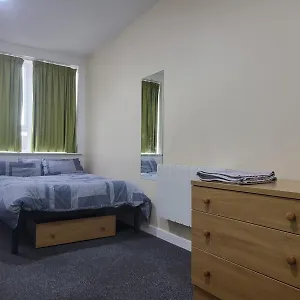 Apartment Comfort Meets Convenience, Birmingham